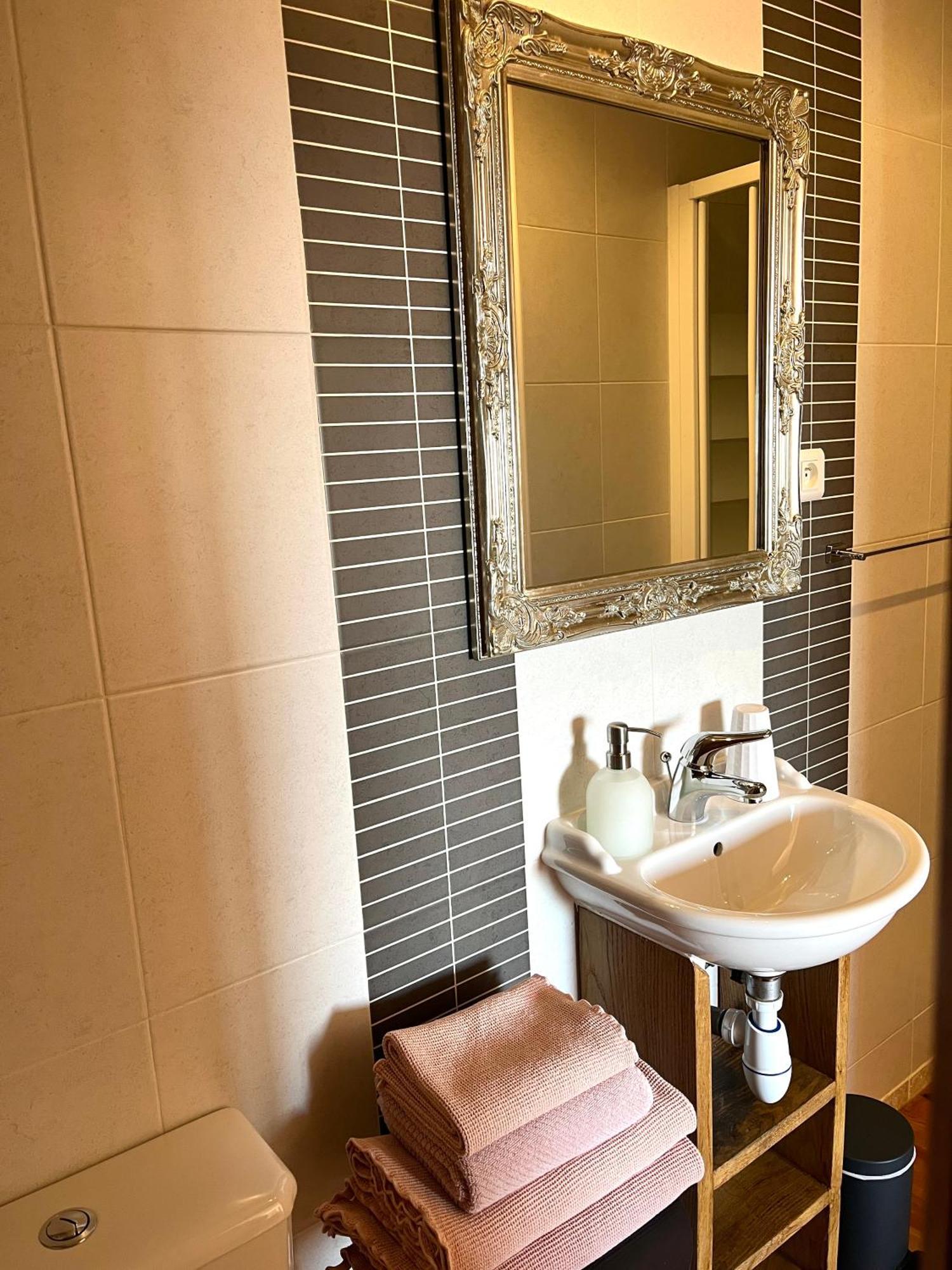 Bed and Breakfast Le Balcon Du Fetre Chiroubles Exterior foto